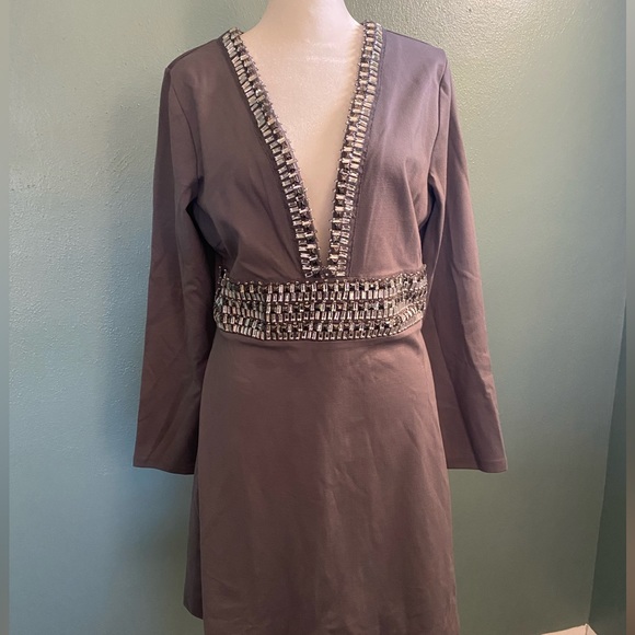 Gray cocktail/party dress embellished with rhinestones - Picture 2 of 4